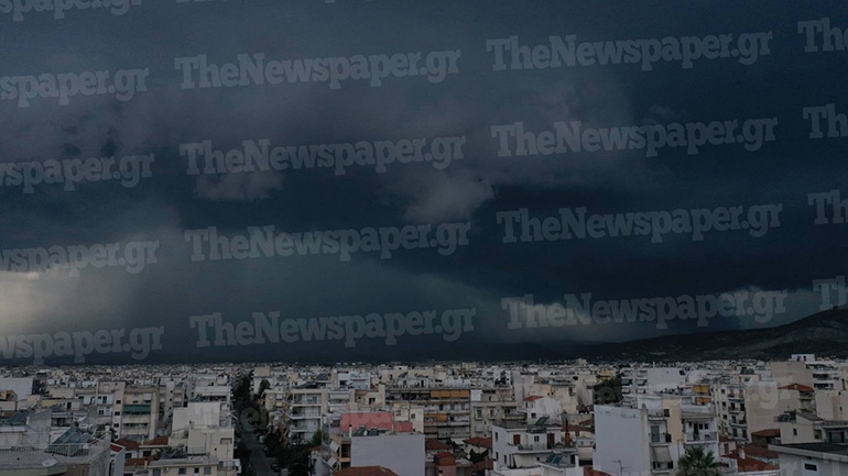 Πρωτοφανής θύελλα σάρωσε την ευρύτερη περιοχή του Βόλου